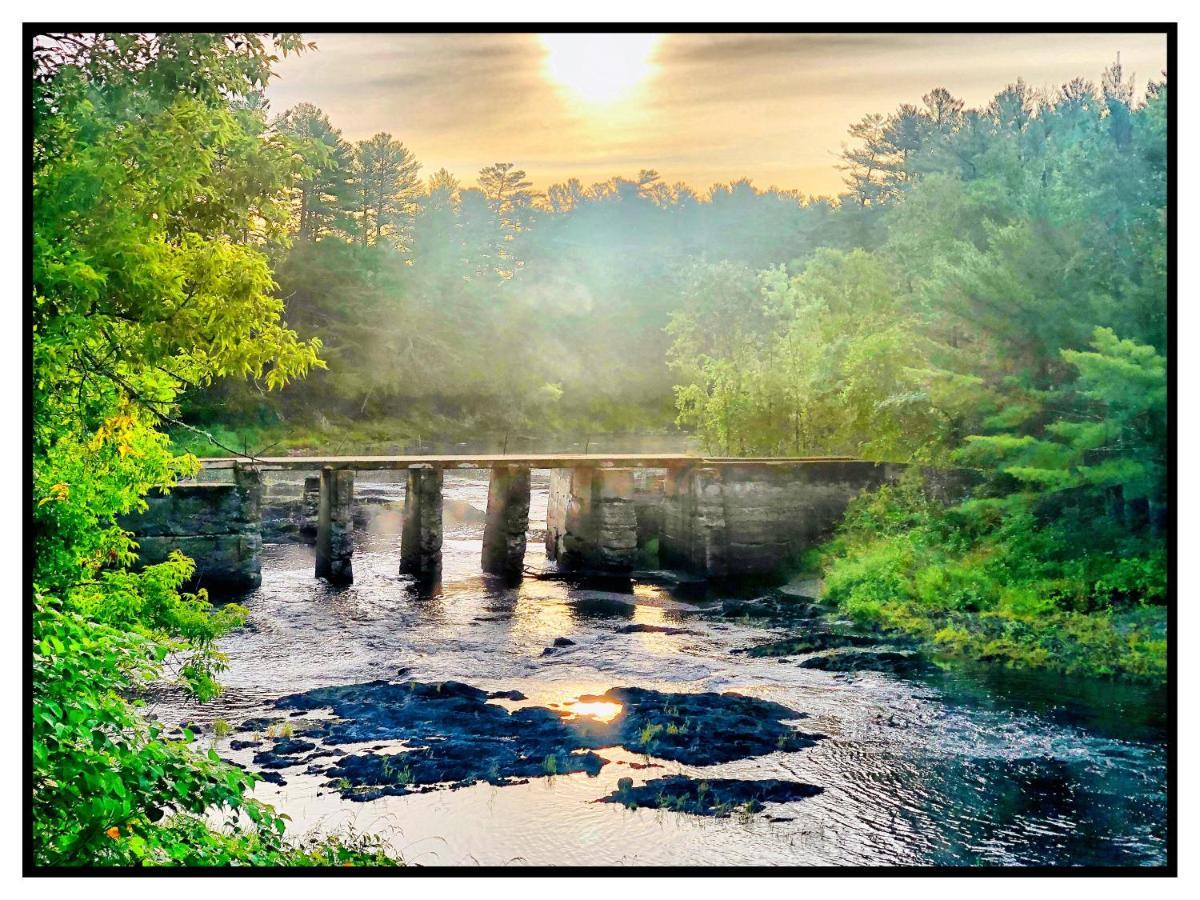 Sewall House Yoga Retreat Island Falls エクステリア 写真